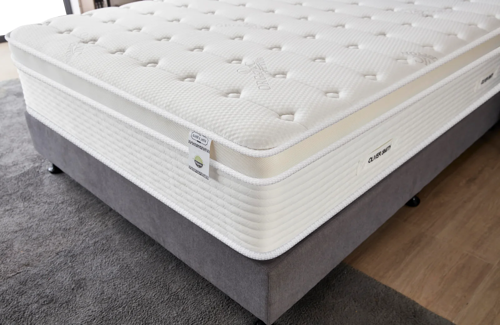 THE SUPER LUX - 14" - "THE COMFORT" Medium Plush - Cool Memory Foam & Spring Hybrid Mattress with Breathable Cover