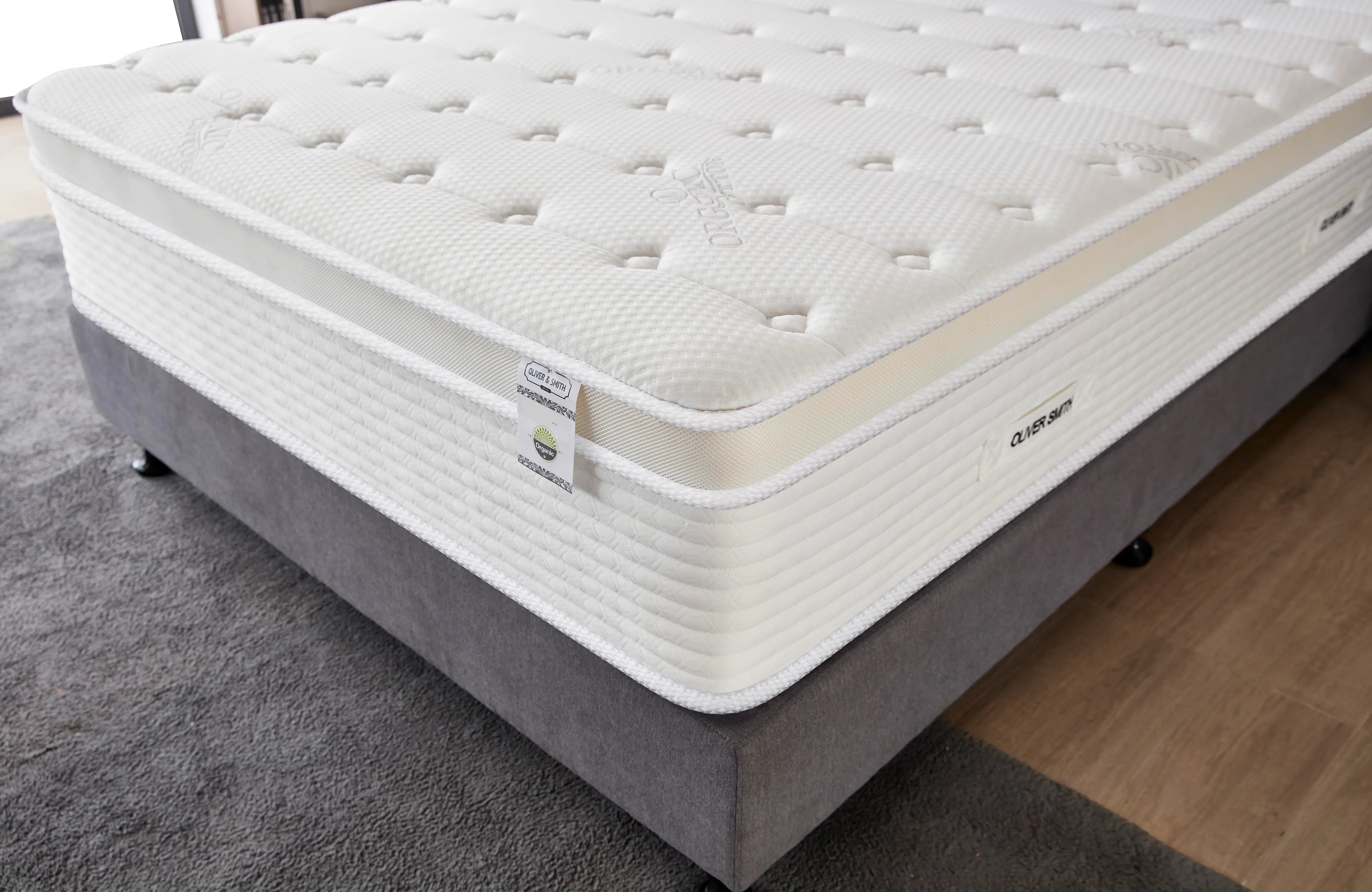 THE DELUXE - 16" - Cool Memory Foam Spring Hybrid Mattress With Breathable Cover